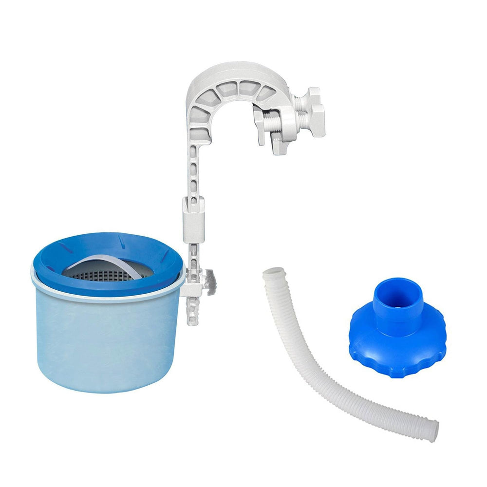 Intex skimmer front-mounted showing clean water entry and efficient debris capture
