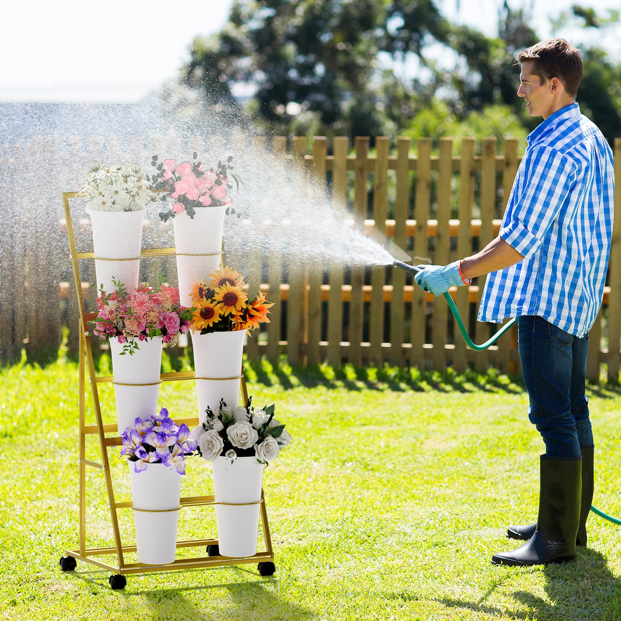 Invech side profile of the three-tier ladder design improving light and airflow for plants
