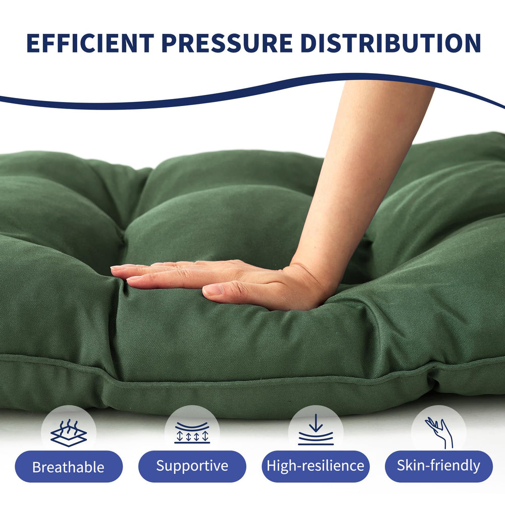 IPYNBAP cushion vacuum-sealed packaging indicating compact shipping and easy expansion at home