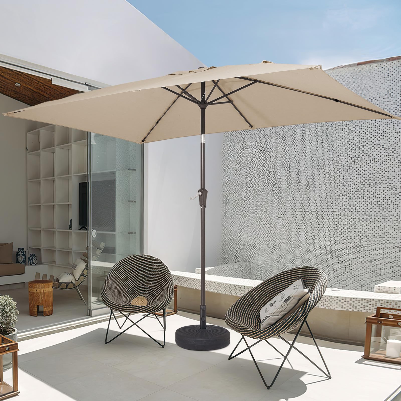JEAREY umbrella next to table showing size and coverage comparison