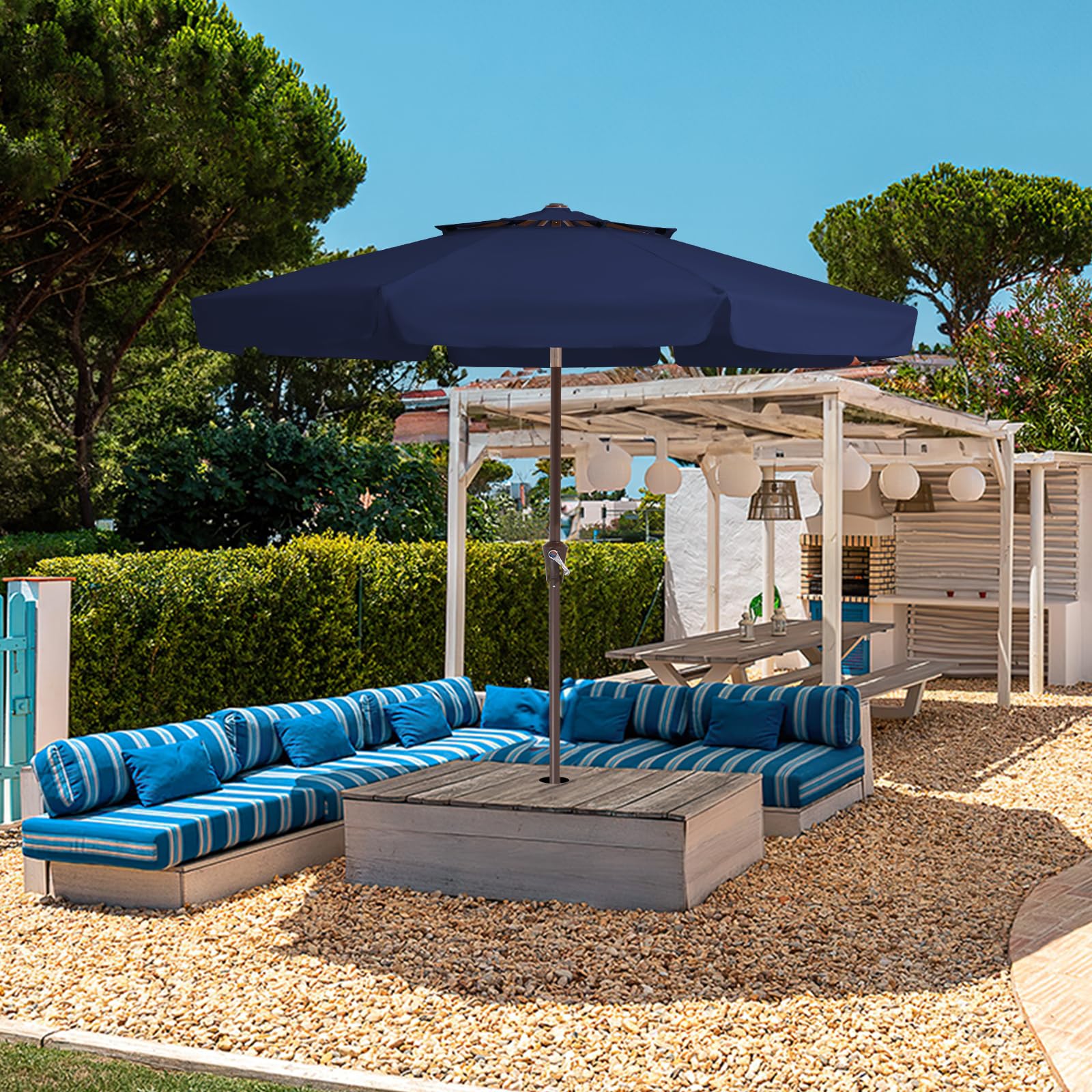JEAREY size scale with table and chairs showing coverage for 4-6 person table