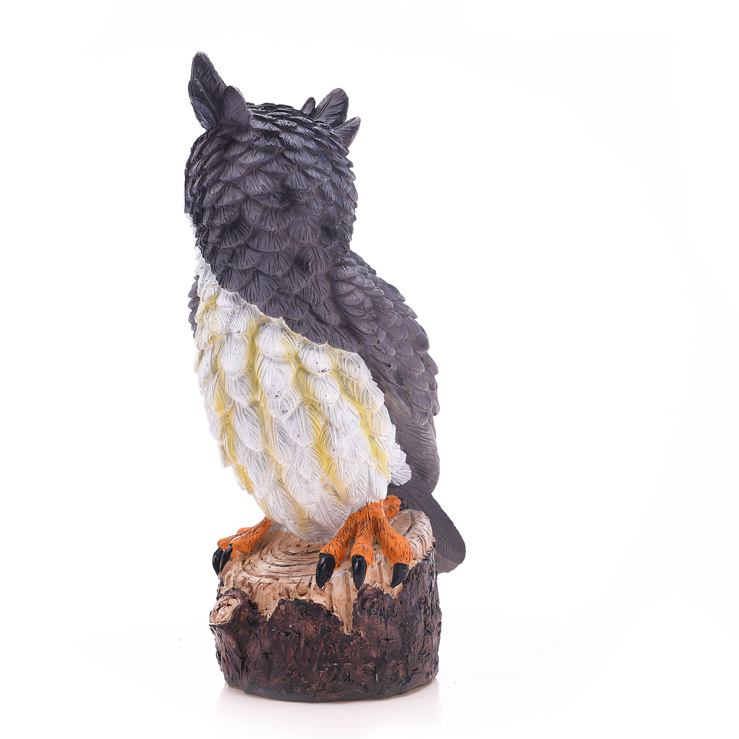 Jeelyfu owl mounted on fence post showing easy placement and visible deterrence