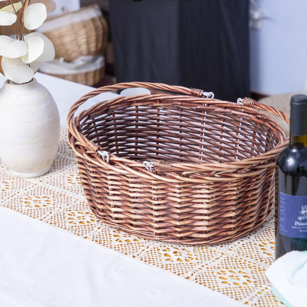 JJSQYLAN basket filled with garden produce showing gentle storage and breathability