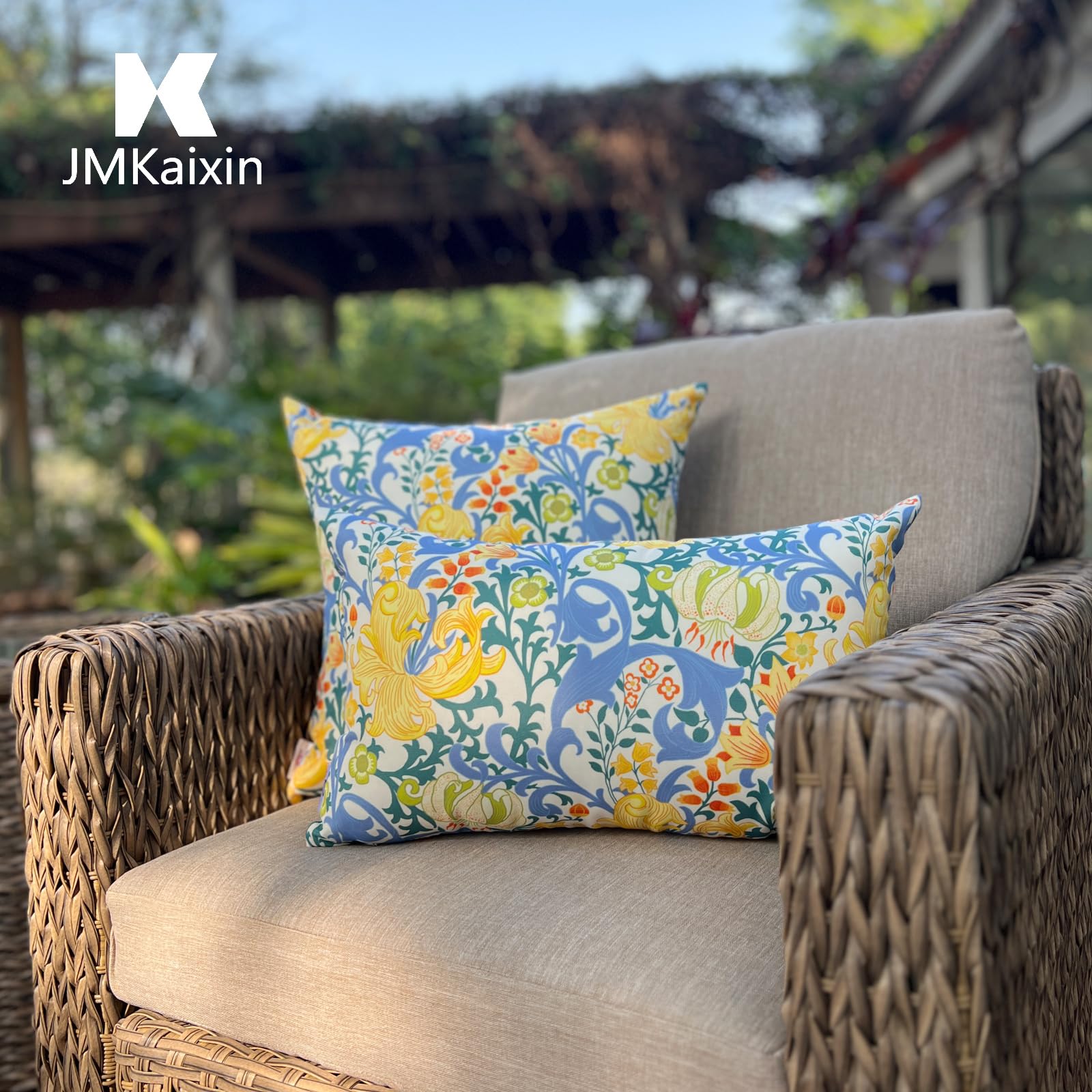 JMKaixin pair placed near pool demonstrating water-resistant fabric convenience at poolside