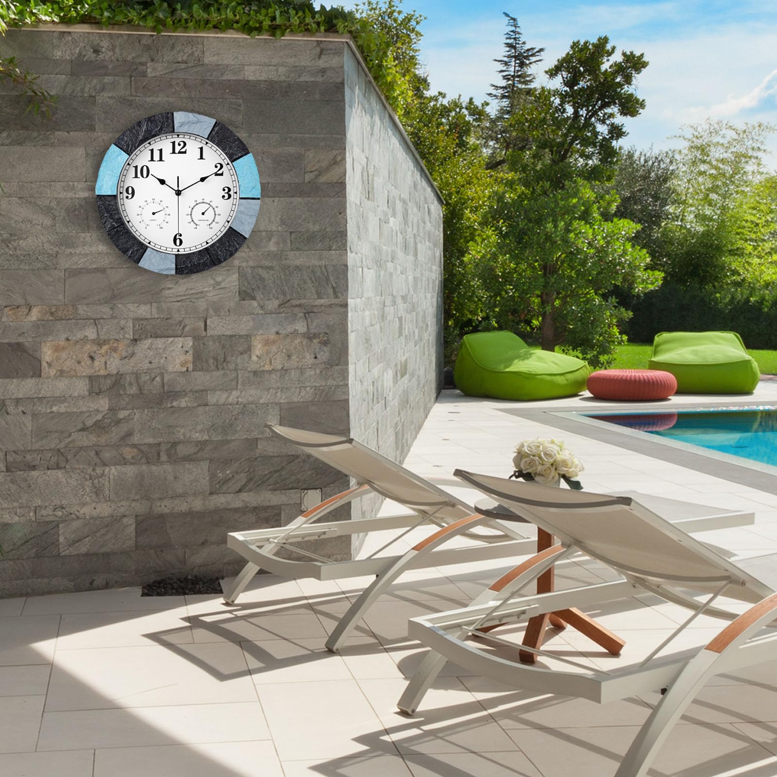 JoFomp thermometer and hygrometer detail for quick temperature and humidity checks