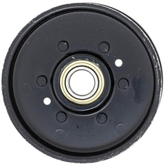John Deere AM37249 close-up of bearing and flat rim demonstrating smooth belt contact