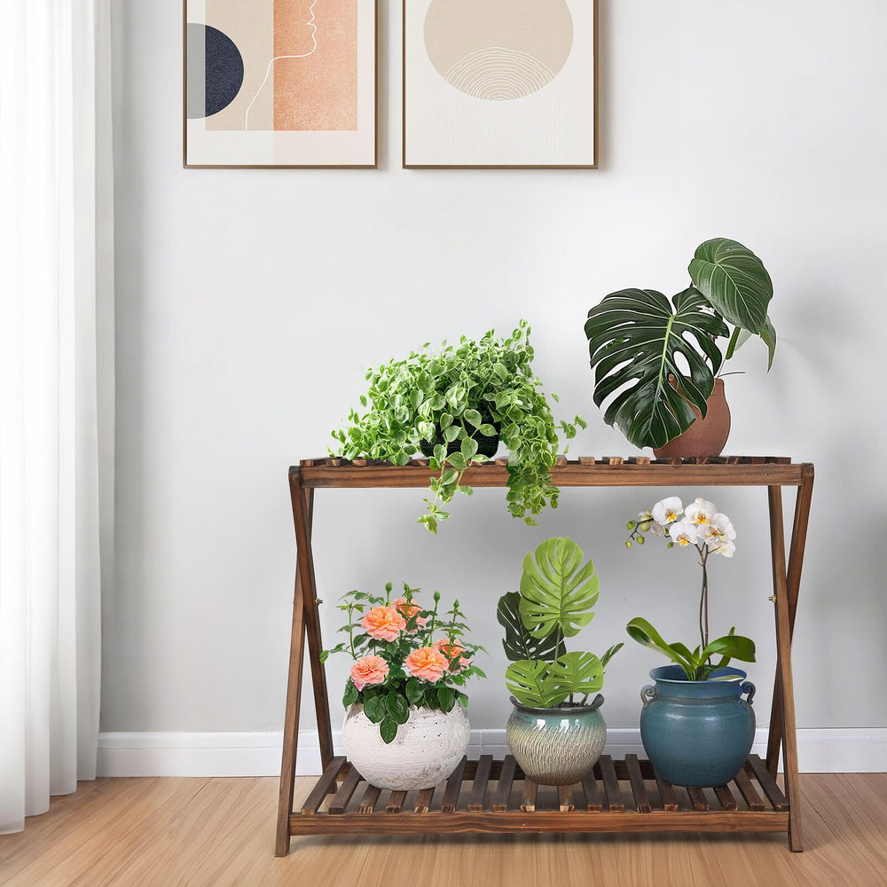 Jotboom shelf in living room demonstrating space-saving decorative utility