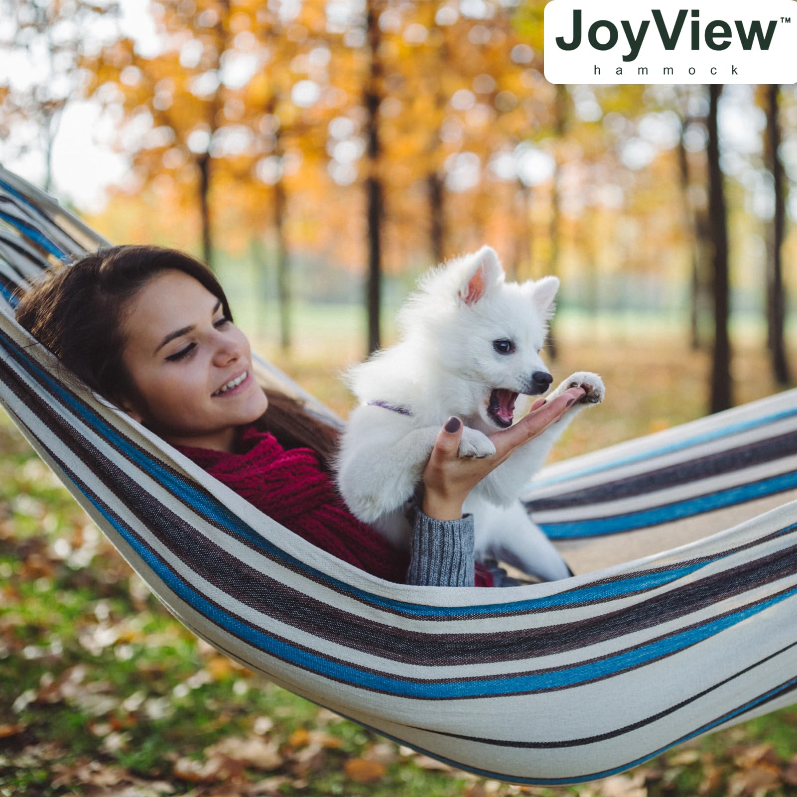 JoyView backyard lifestyle scene highlighting comfort and outdoor leisure