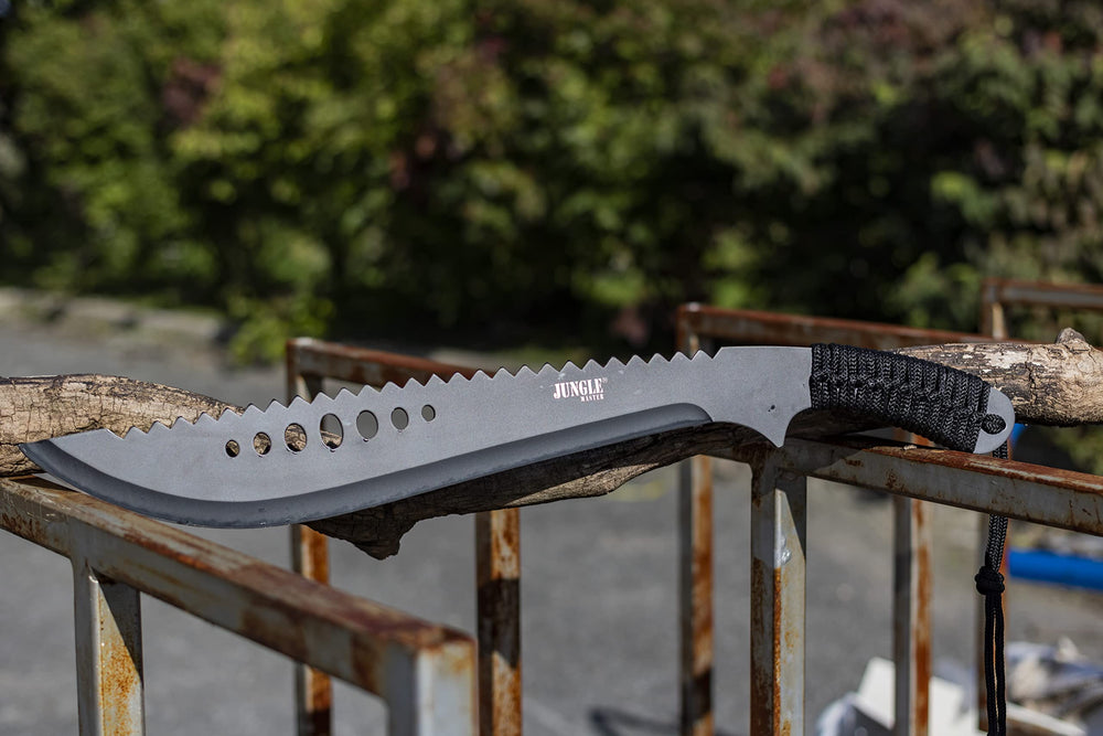 Jungle Master with nylon sheath for safe transport and convenient outdoor carrying