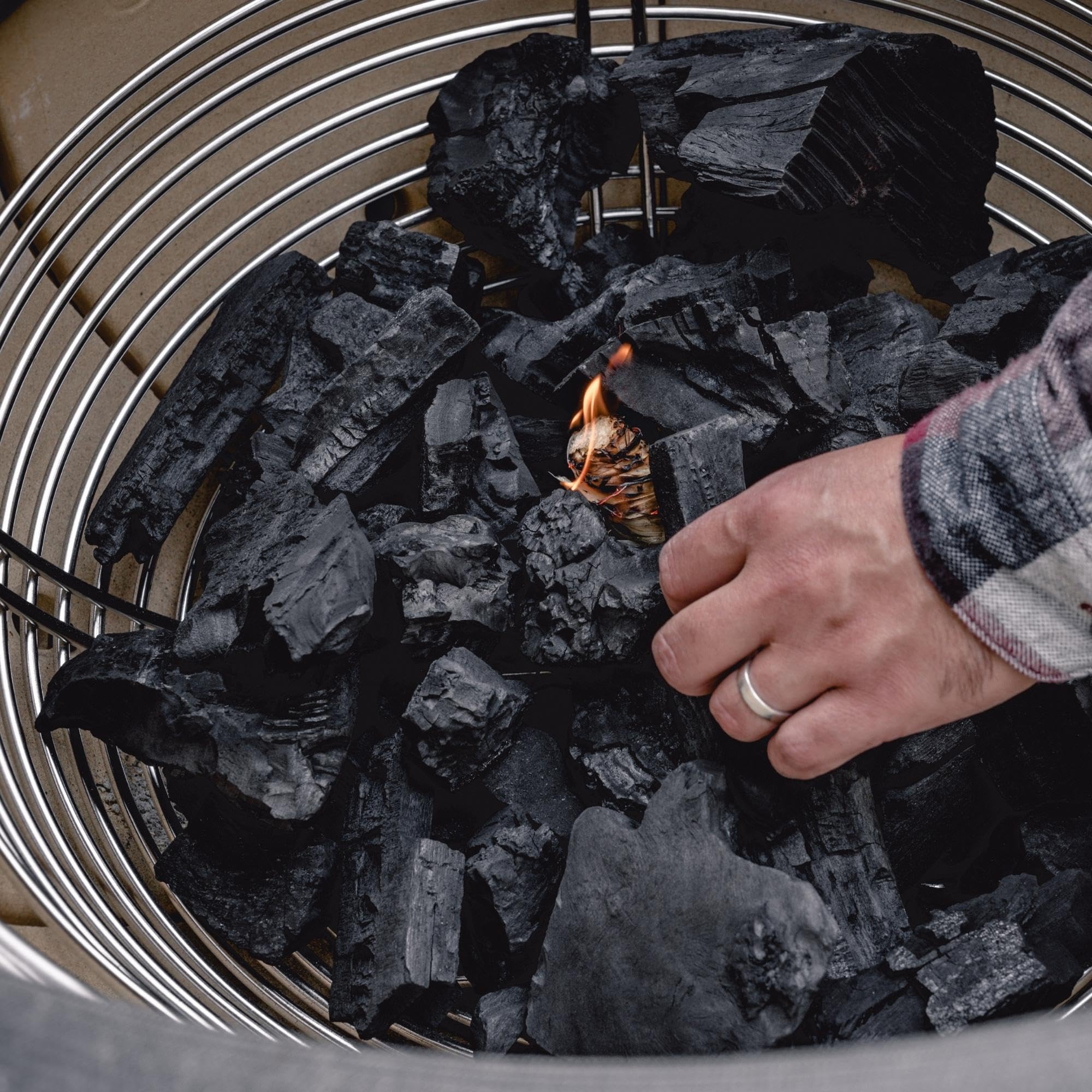 Kamado Joe basket installed in Classic Joe grill demonstrating compatibility and simplified cooking management