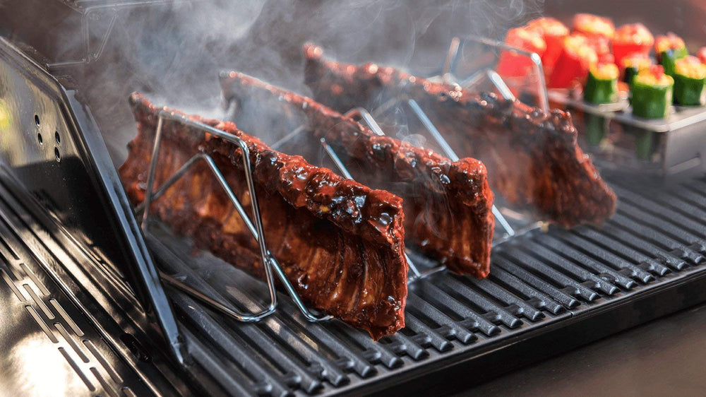 KAMaster rack positioned over drip pan showing cleaner cooks benefit