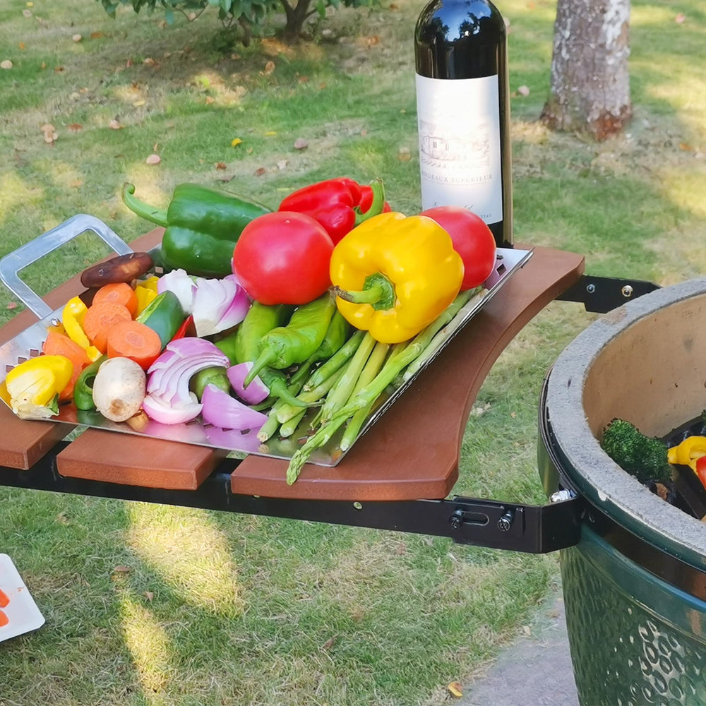 KAMaster scale comparison with grilling tools showing generous surface