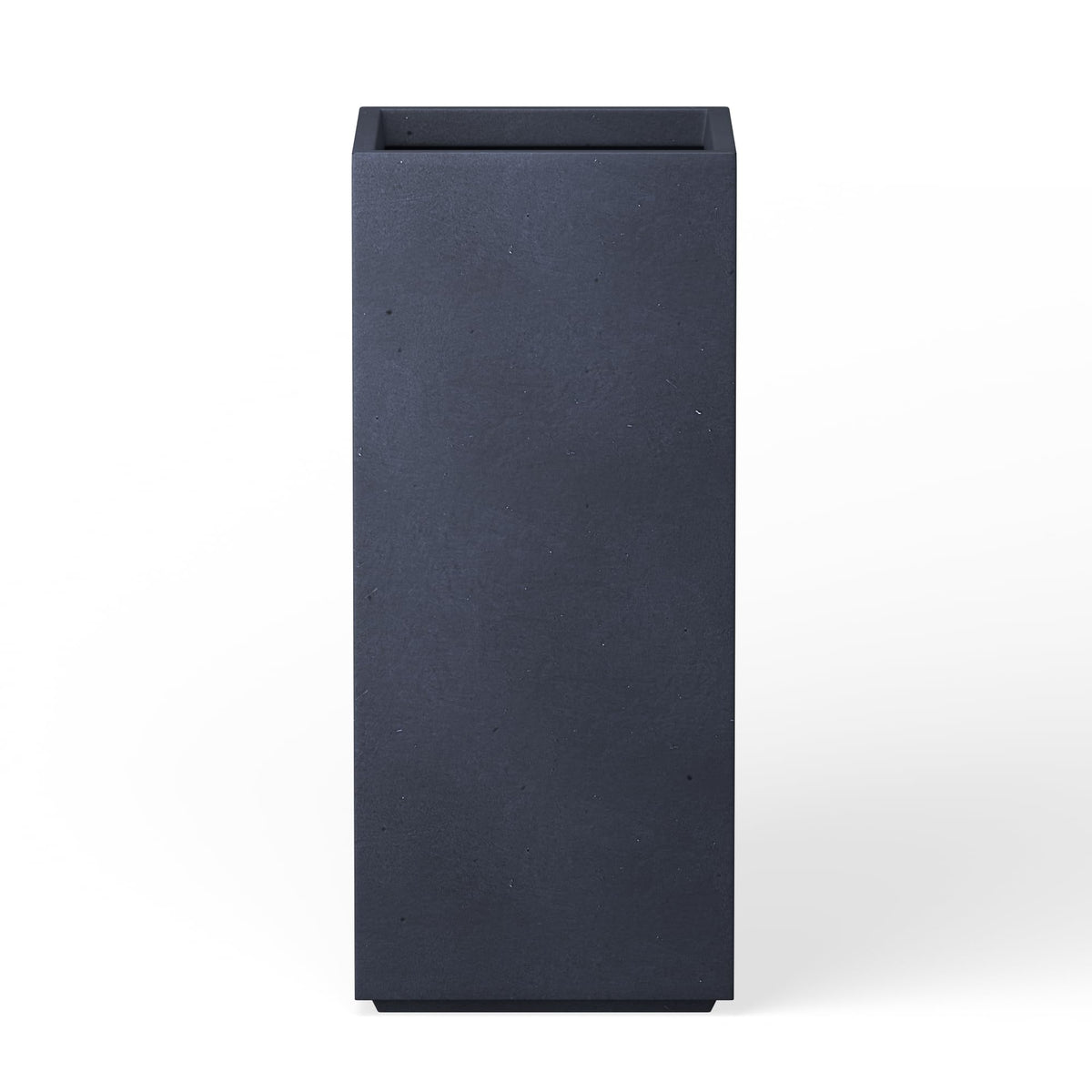 Kante planter front view showing modern square silhouette and curb appeal
