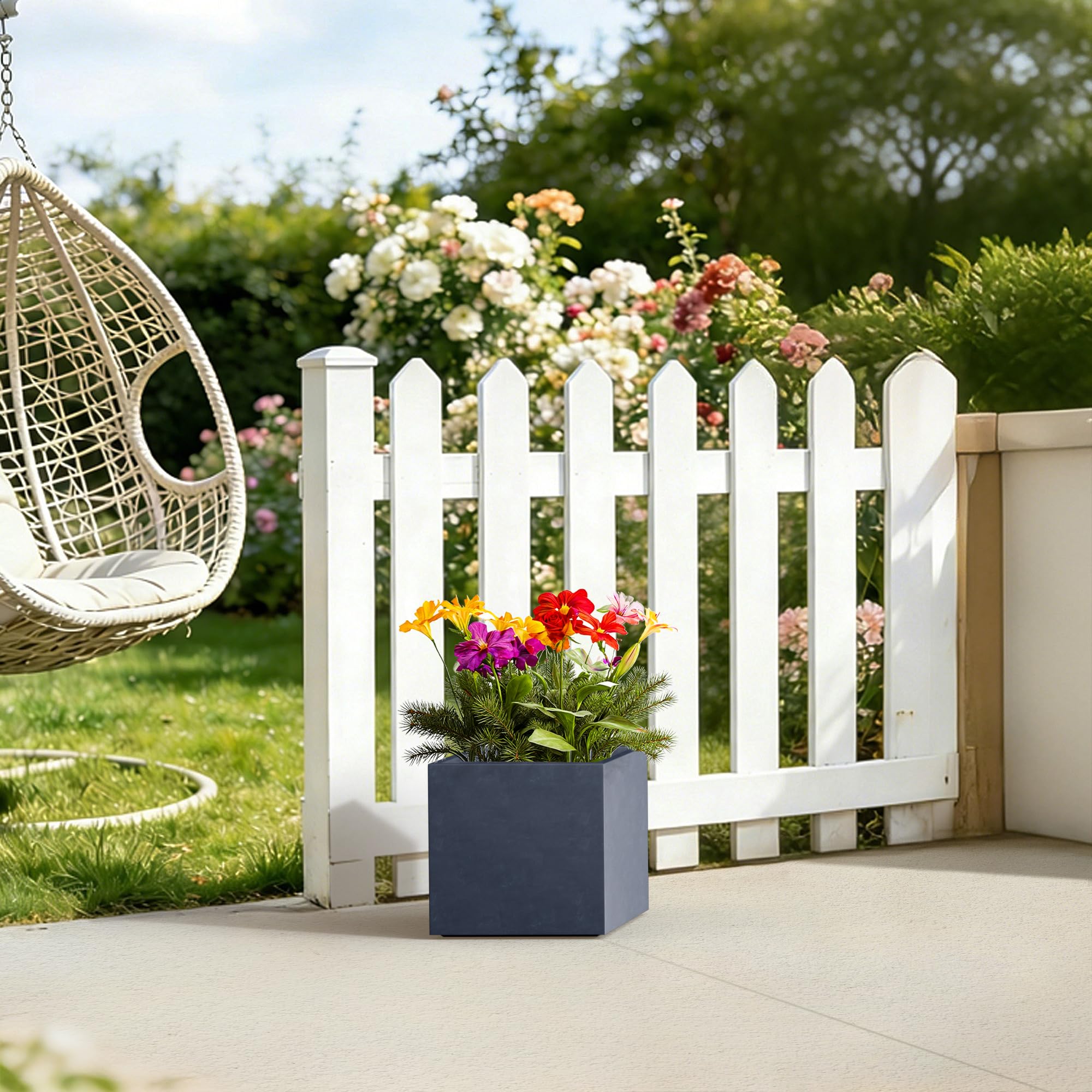 Kante planter drainage hole with rubber plug detail offering indoor or outdoor adaptability