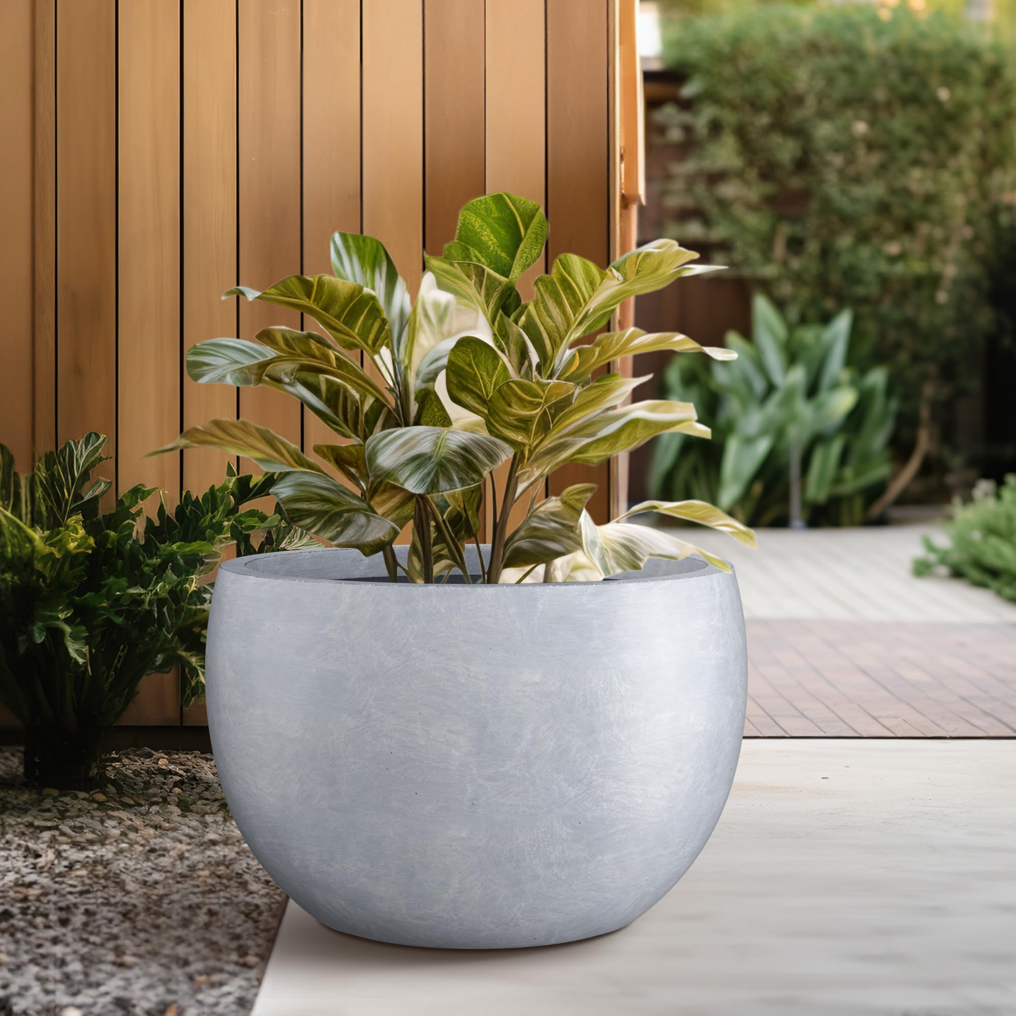 Kante drainage hole and rubber plug detail enabling flexible indoor outdoor use
