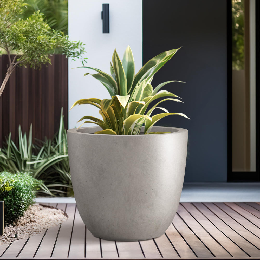 Kante drainage hole and rubber plug detail enabling easy water control