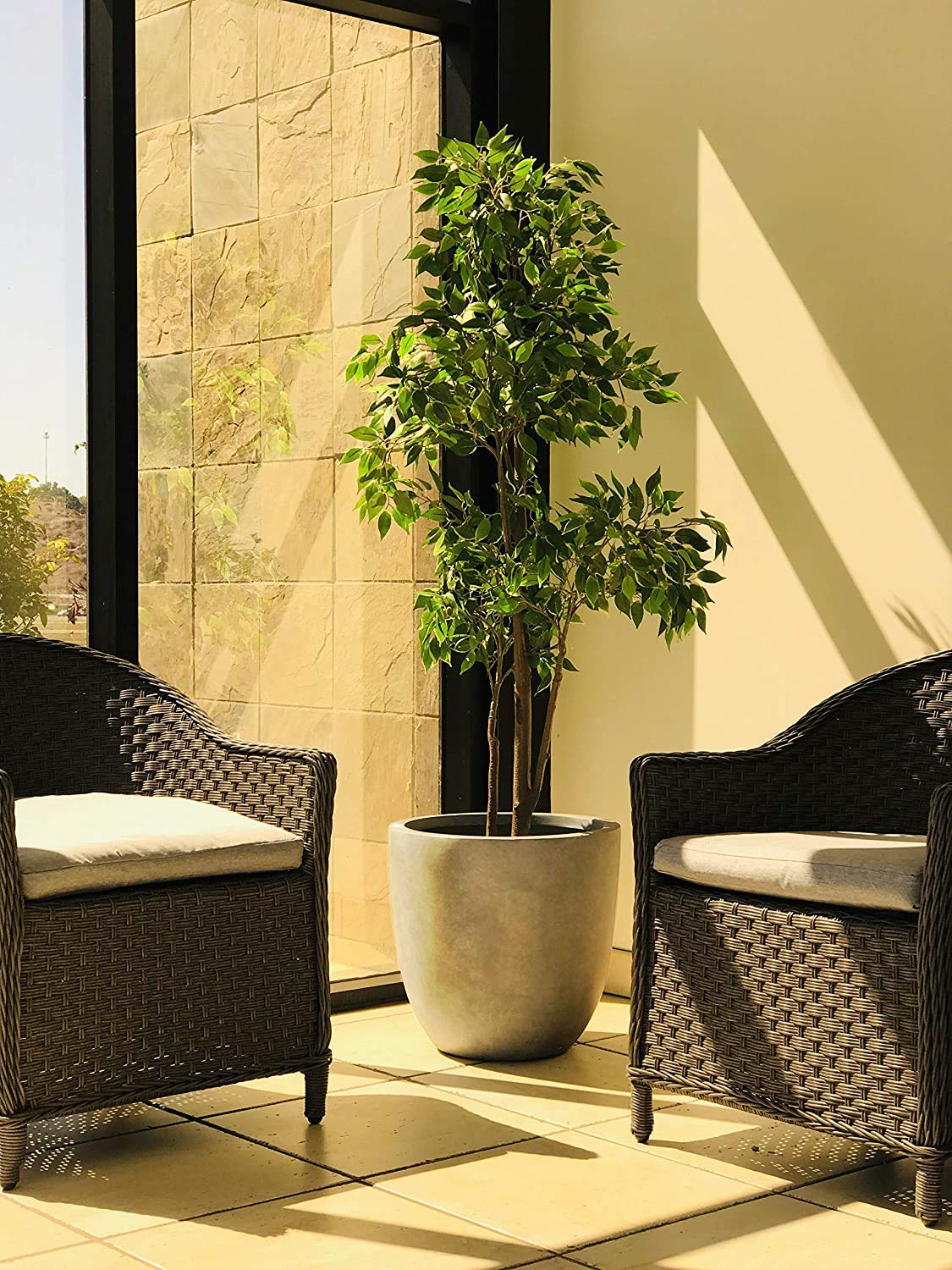 Kante detail of drainage hole with removable stopper for indoor or outdoor use