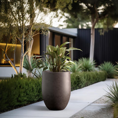 Kante drainage hole with rubber plug illustrating adaptable indoor-outdoor use