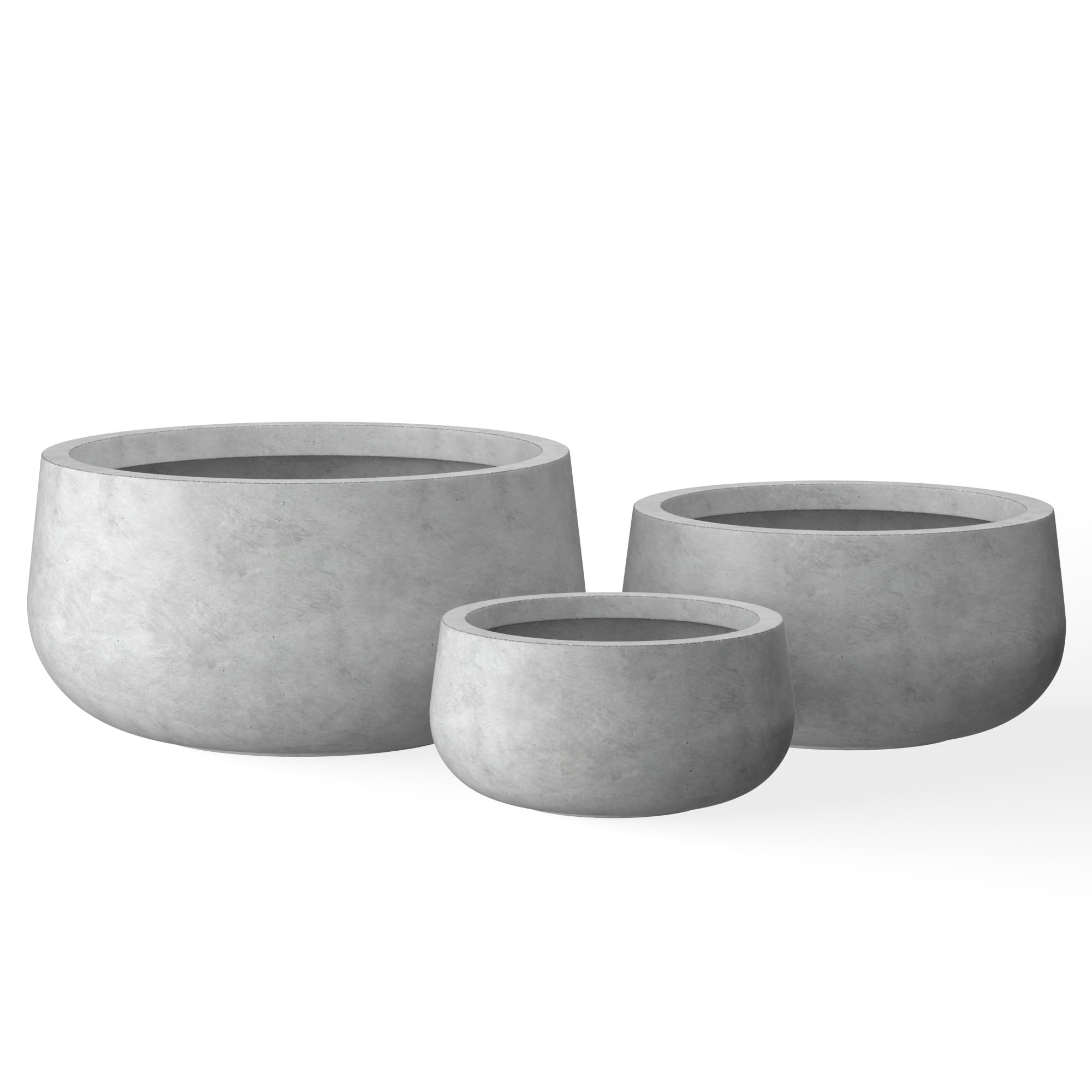 Kante front view of three pale gray planters showing shape and finish, modern appeal