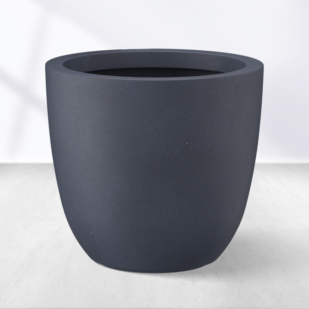 Kante front view of 18-inch planter showing modern finish and easy styling benefit