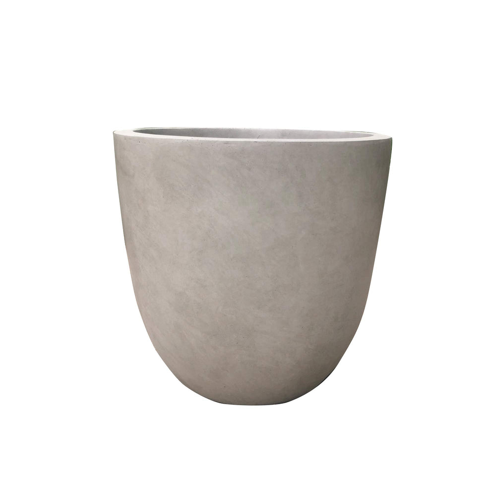 Kante front view of 18-inch round planter showing modern shape and versatility