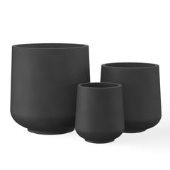 Kante front view planter showing modern silhouette and curb appeal