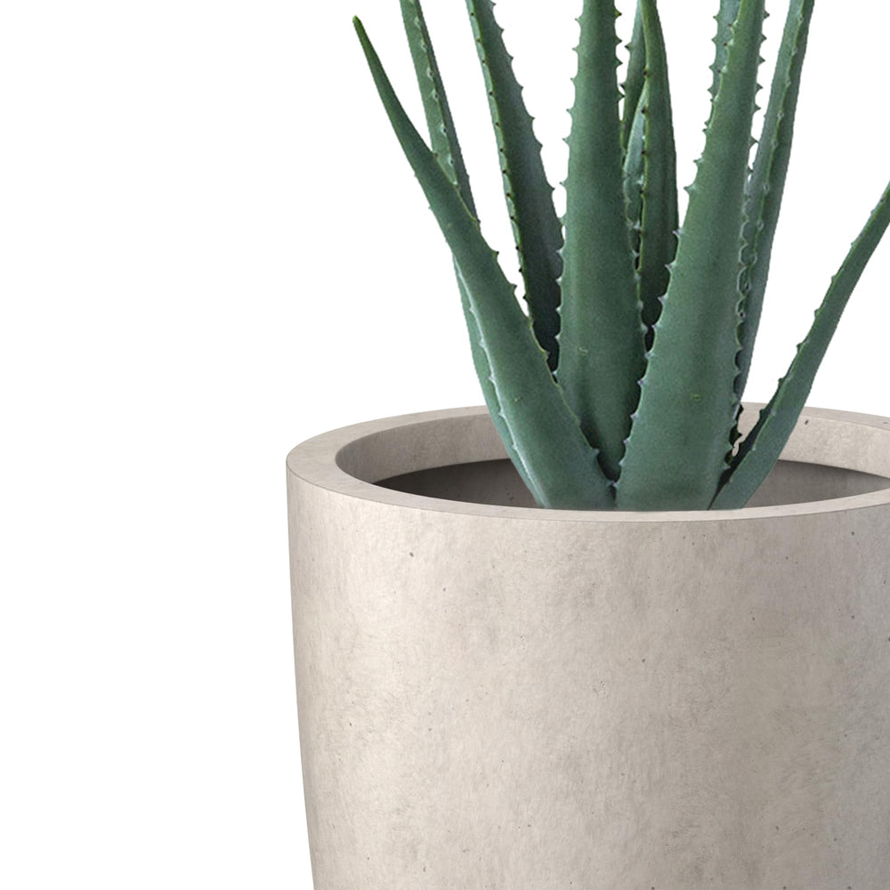 Kante planter placed indoors creating stylish, low-maintenance greenery
