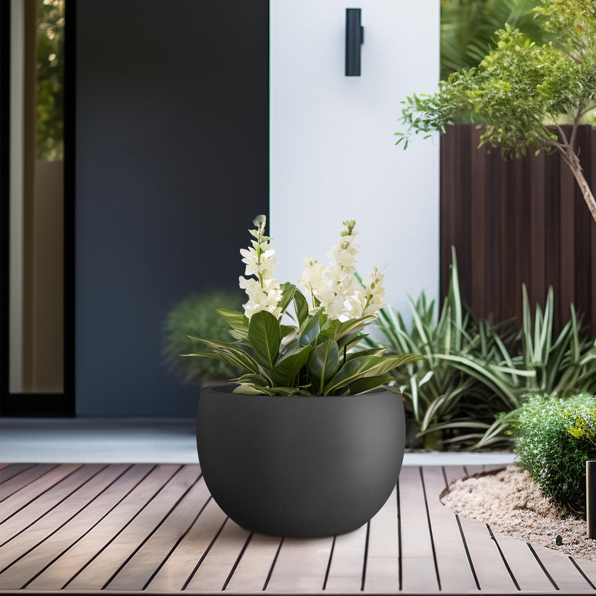 Kante on porch styling showing weather-ready durability and curb appeal