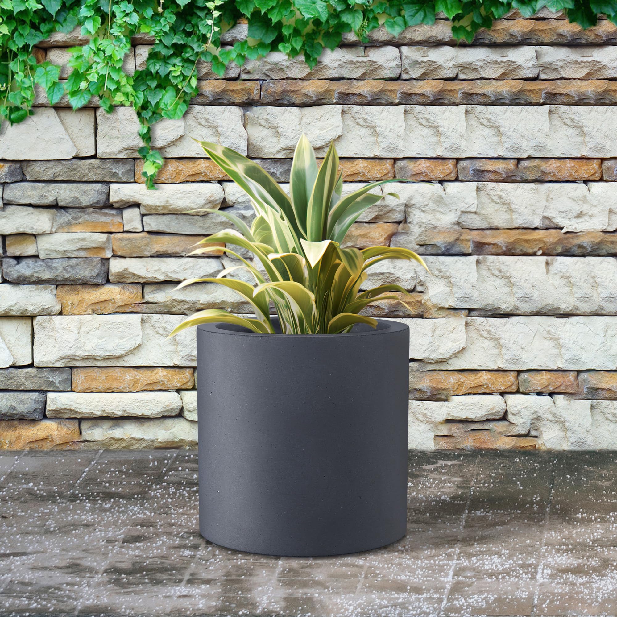 Kante planter drainage plug detail demonstrating easy indoor-outdoor water control