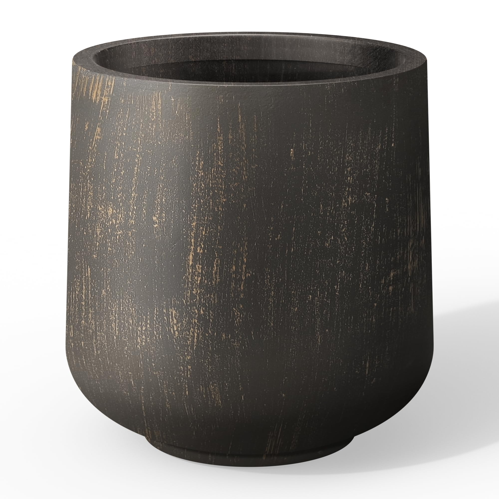 Kante planter front view showing curved silhouette and durable finish