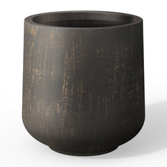 Kante planter front view showing curved silhouette and durable finish