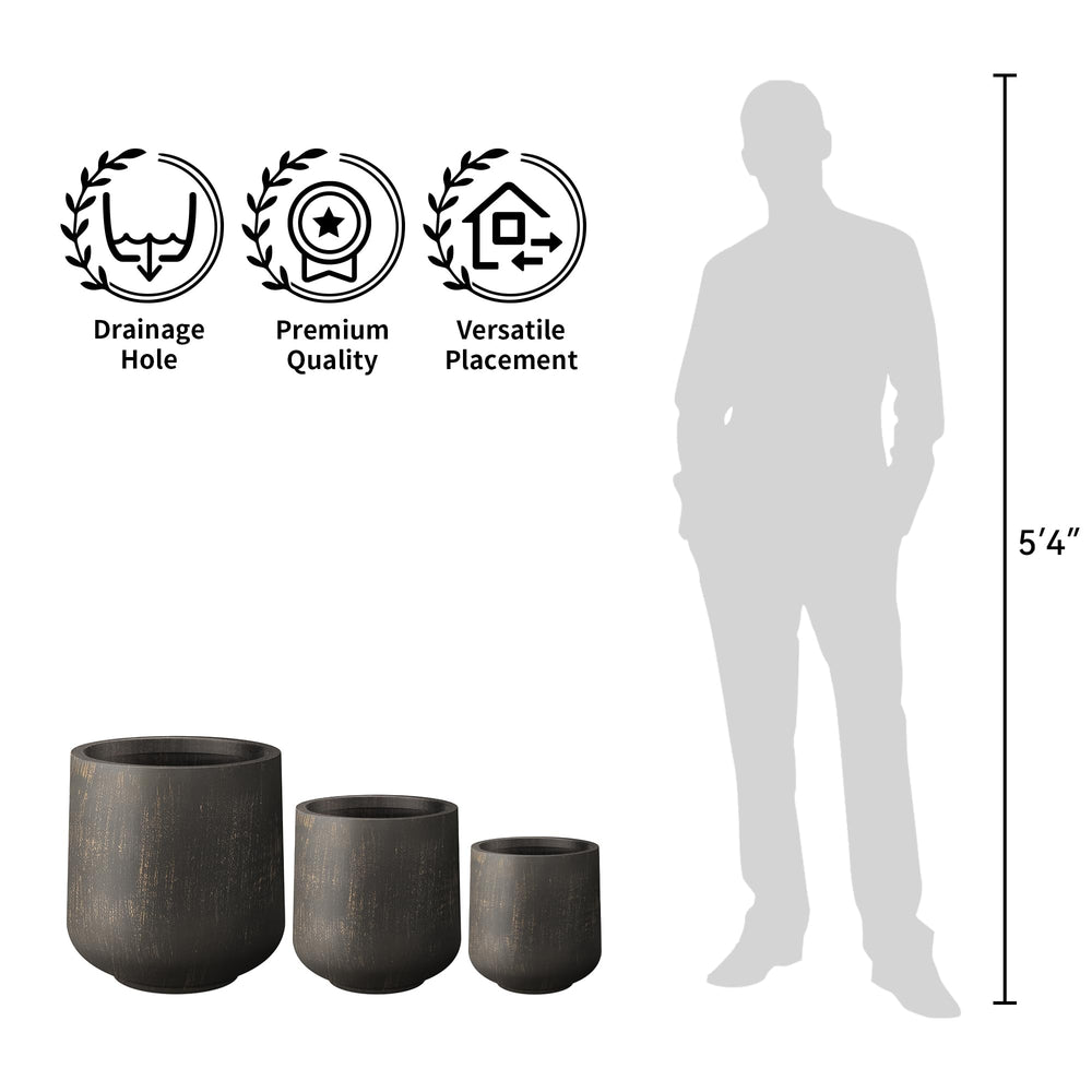 Kante planter size comparison next to tape measure showing scale