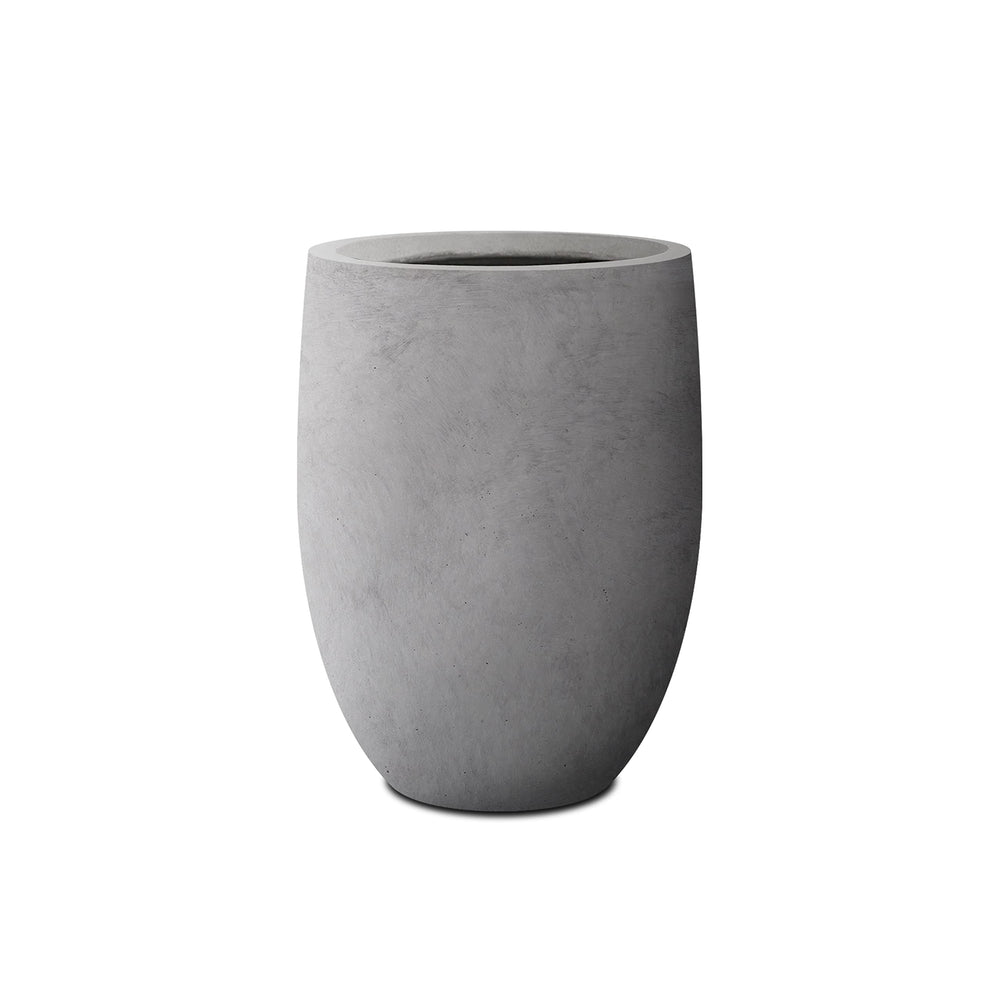Kante planter next to hands for scale showing easy-move lightweight benefit
