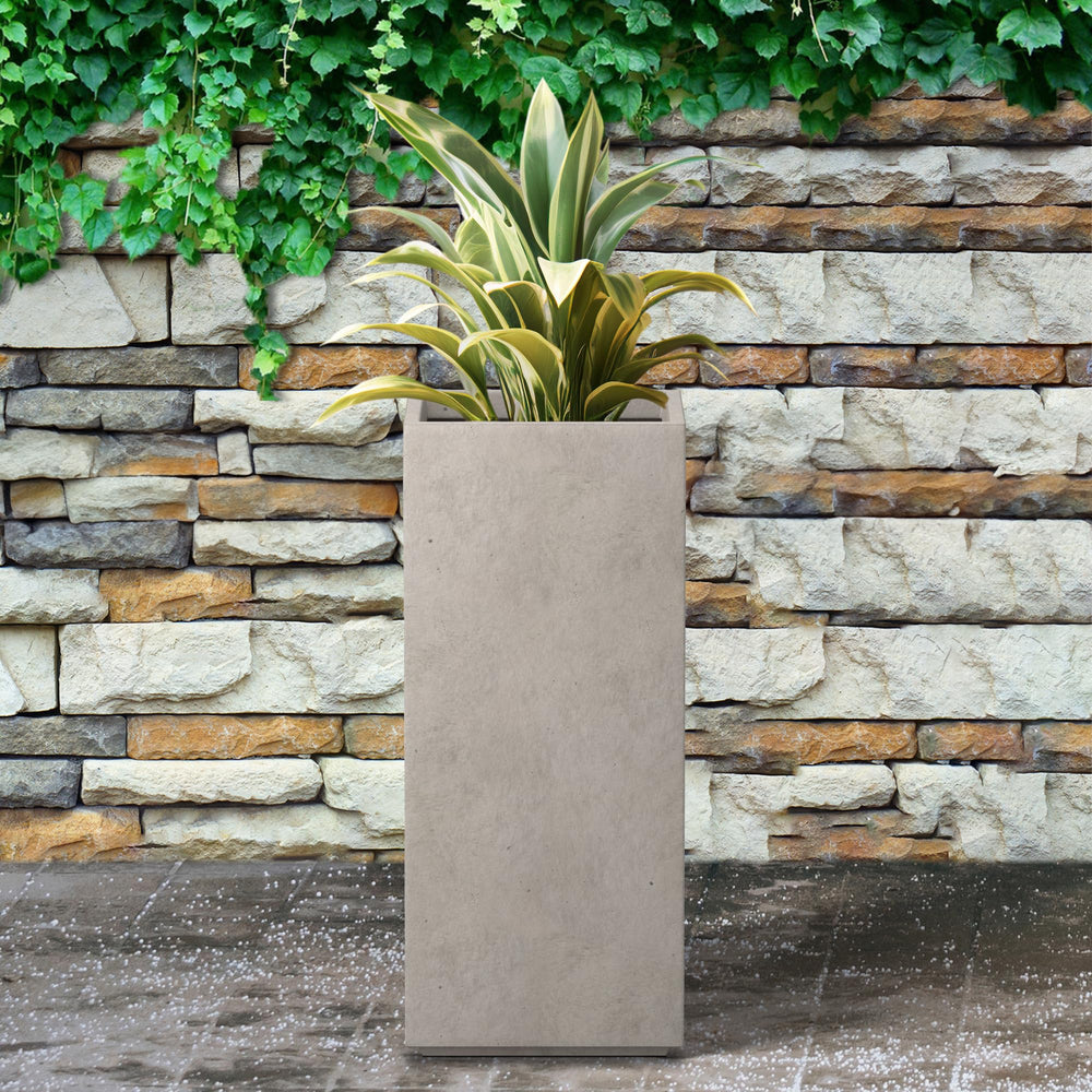 Kante side profile with rubber plug visible for indoor or outdoor flexibility