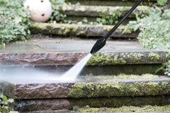 Kärcher DirtBlaster rotary nozzle closeup showing concentrated spray benefit