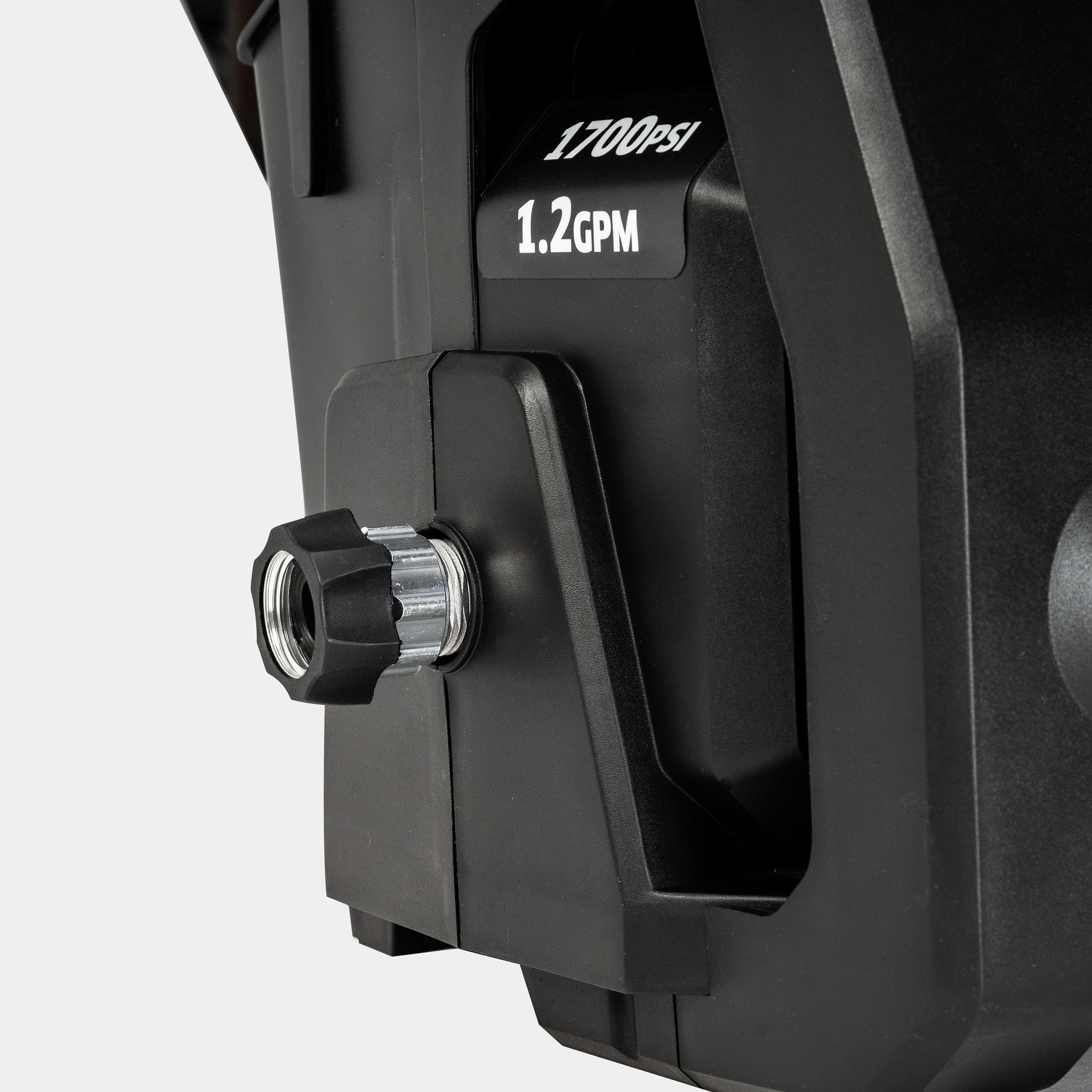 Kärcher K1700 beside a toolbox illustrating compact size and convenient storage