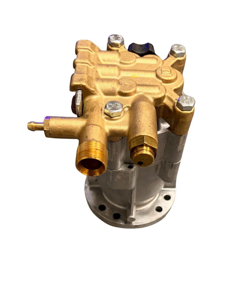 KÄRCHER pump front view showing compact housing and clear mount points for easy replacement