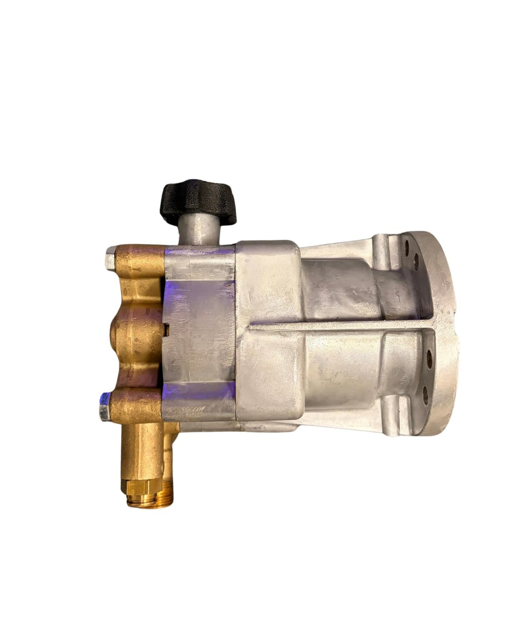 KÄRCHER pump mounting pattern focused on bolt holes for faster installation alignment