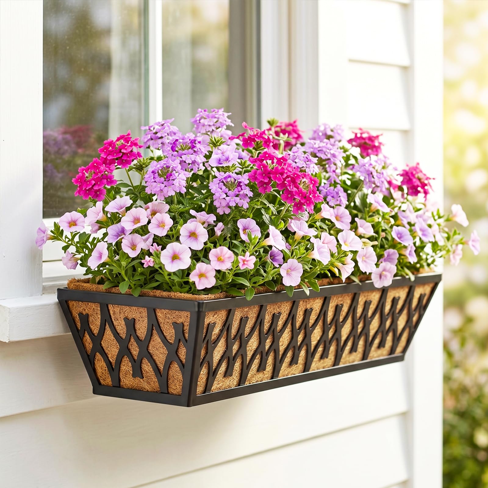Karlliu installed on balcony railing demonstrating easy hanging and curb appeal