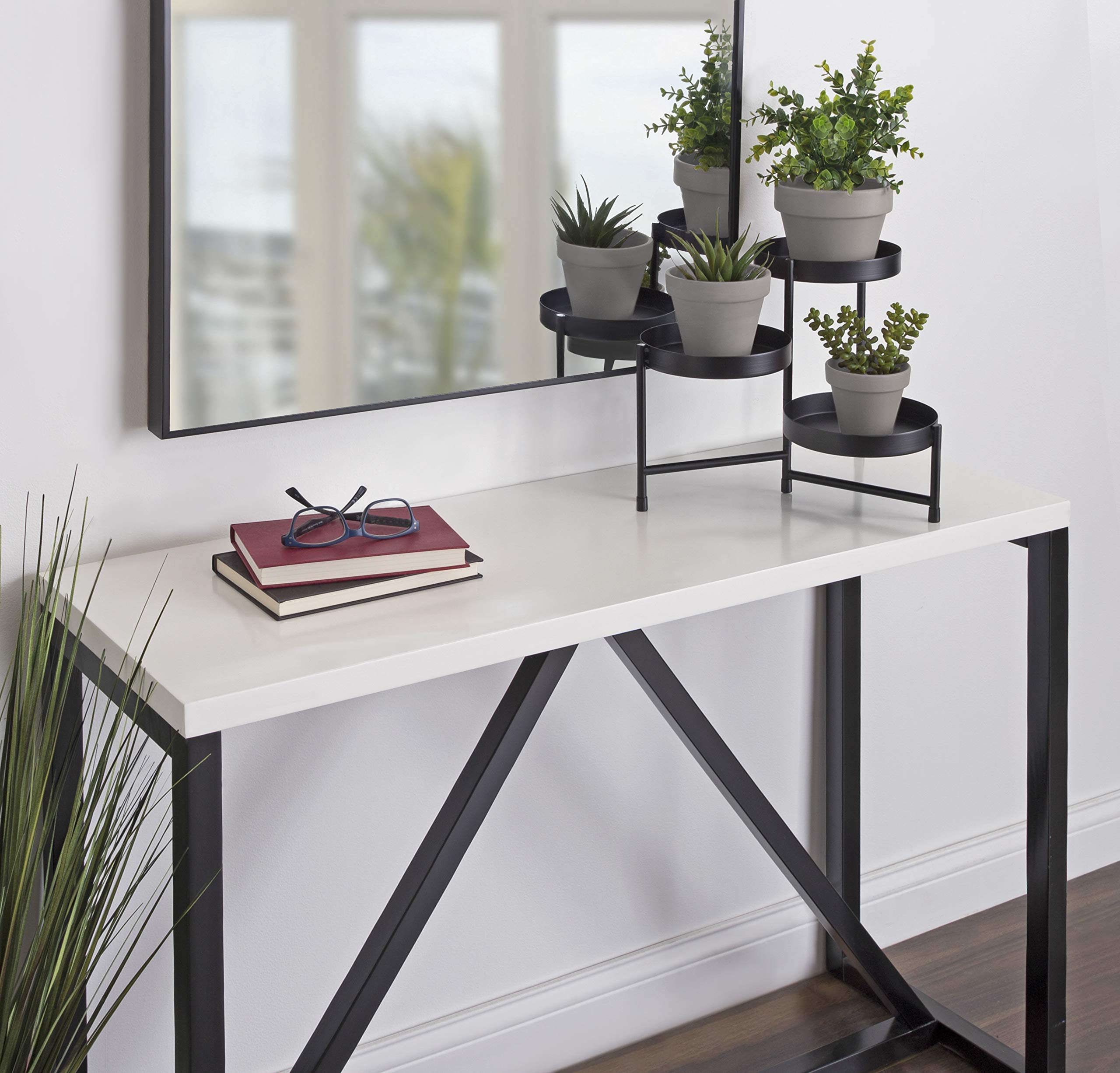 Kate and Laurel Finn metal tier detail close-up highlighting durable finish and clean lines