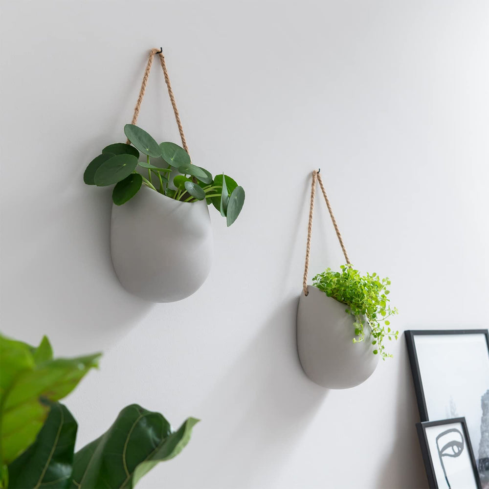Kazai Ellie hooks and hardware display showing included mounting pieces and secure-install benefit