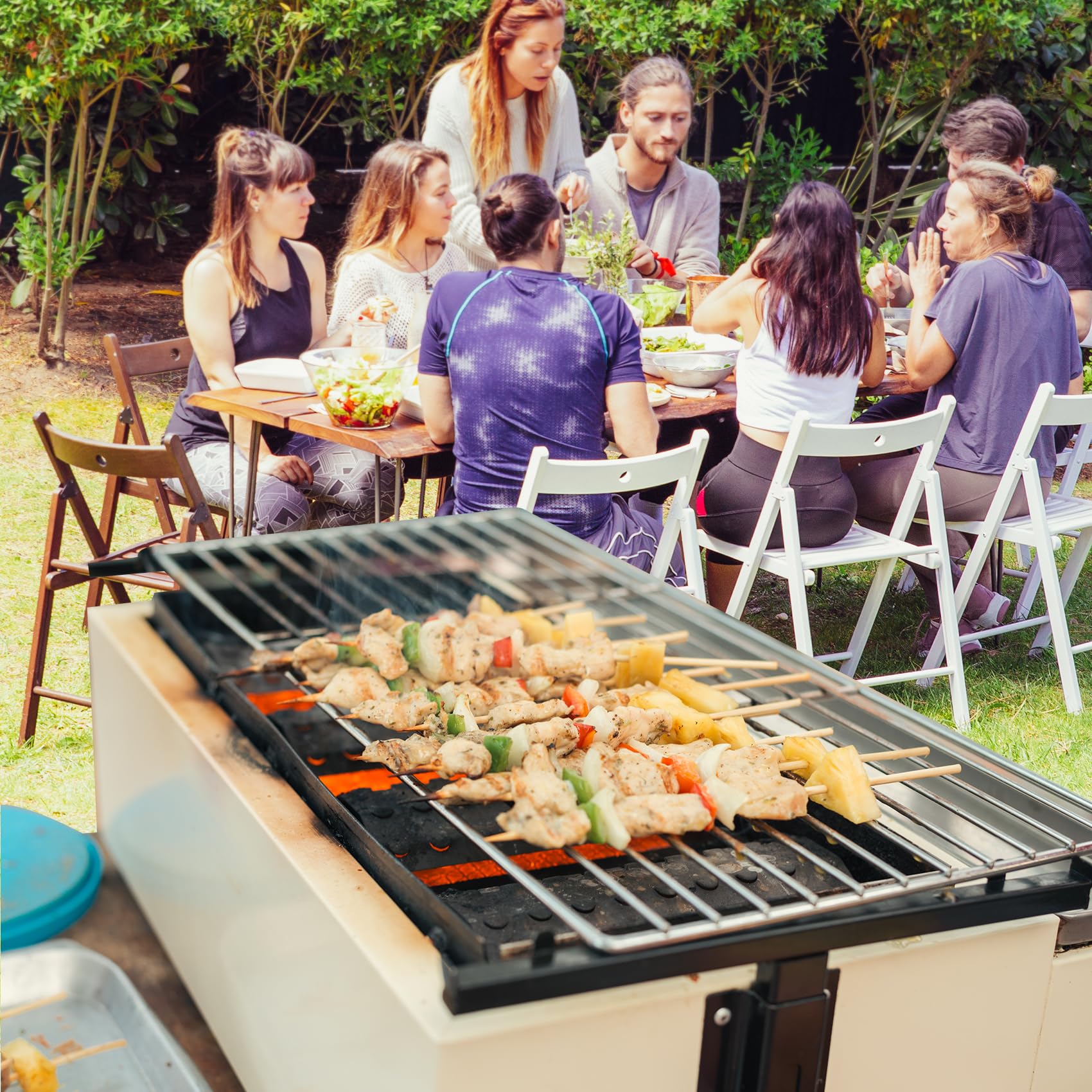 KEESHA underside view showing support rods for stable grilling performance
