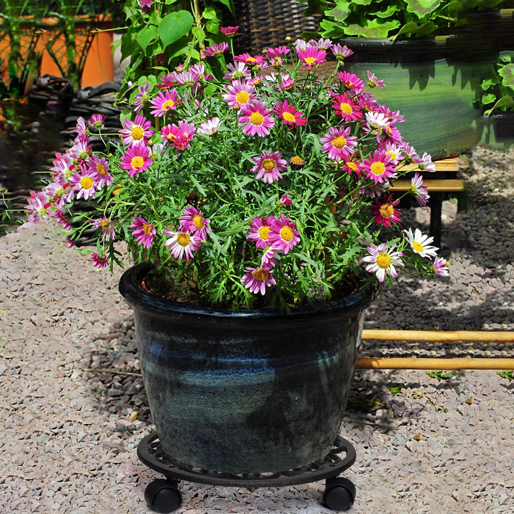 Keponbee size comparison with 11-inch pot showing fit and scale