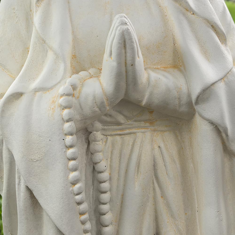 Keslecy Virgin Mary beside ruler demonstrating size and scale advantage