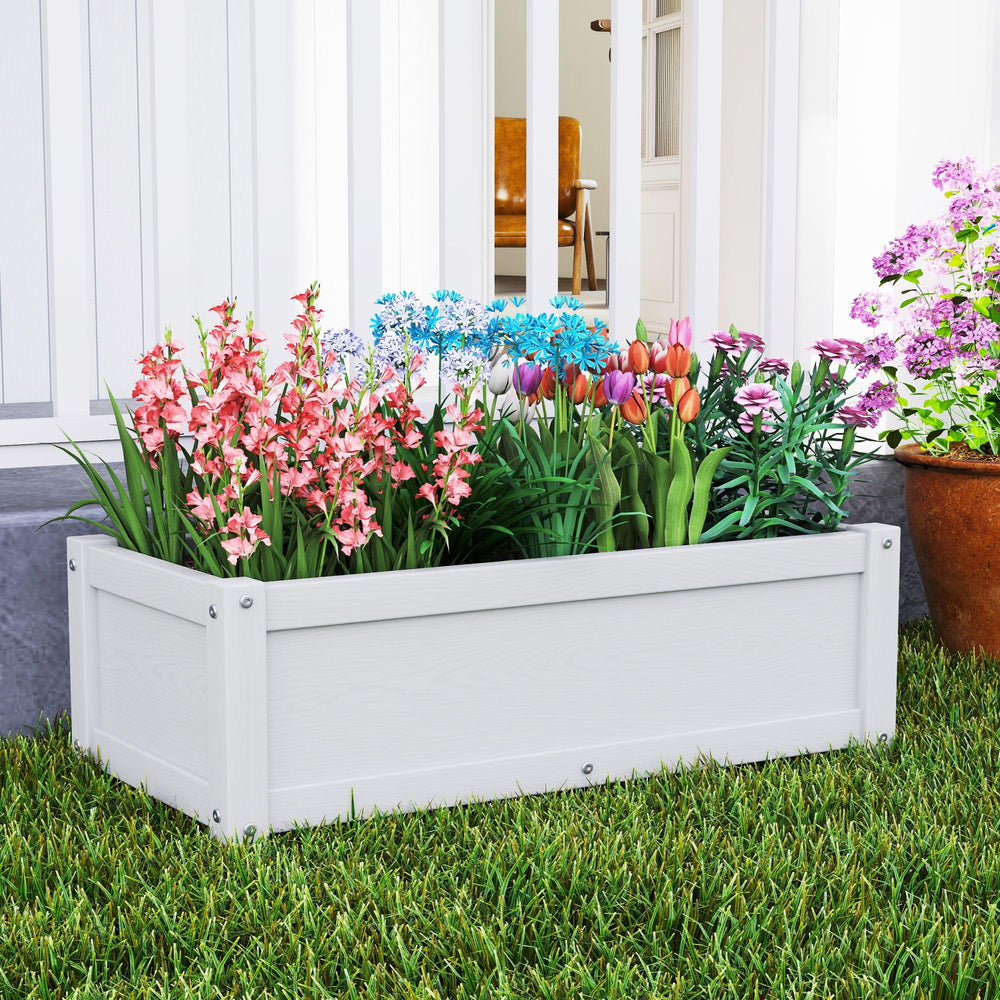 KETOYARK balcony garden setup illustrating stylish, weatherproof planters