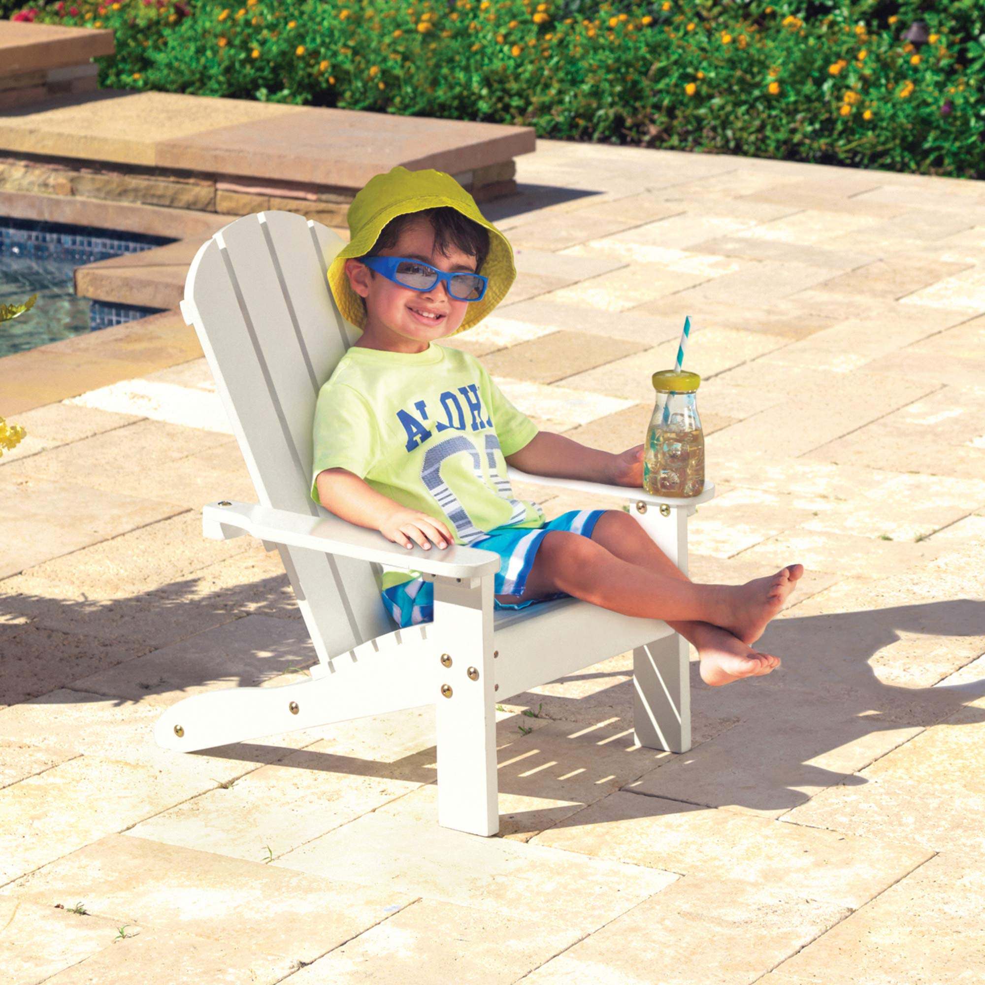 KidKraft close-up of wood grain and finish highlighting durable weather-resistant treatment