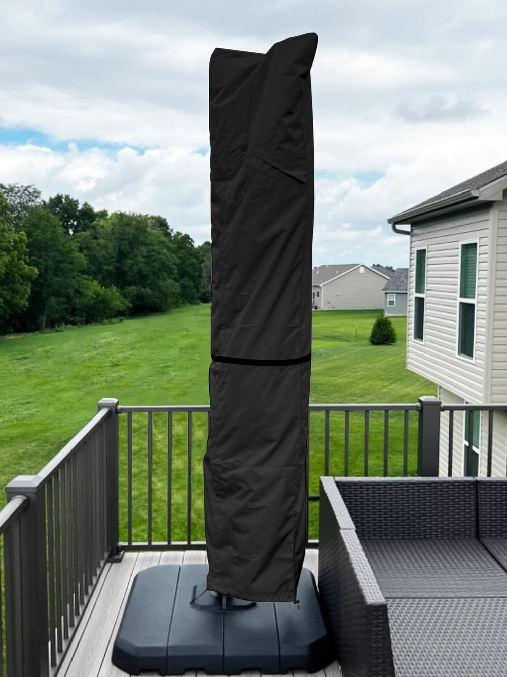 Kipiea fabric with water beading demonstrating waterproof double PU coating