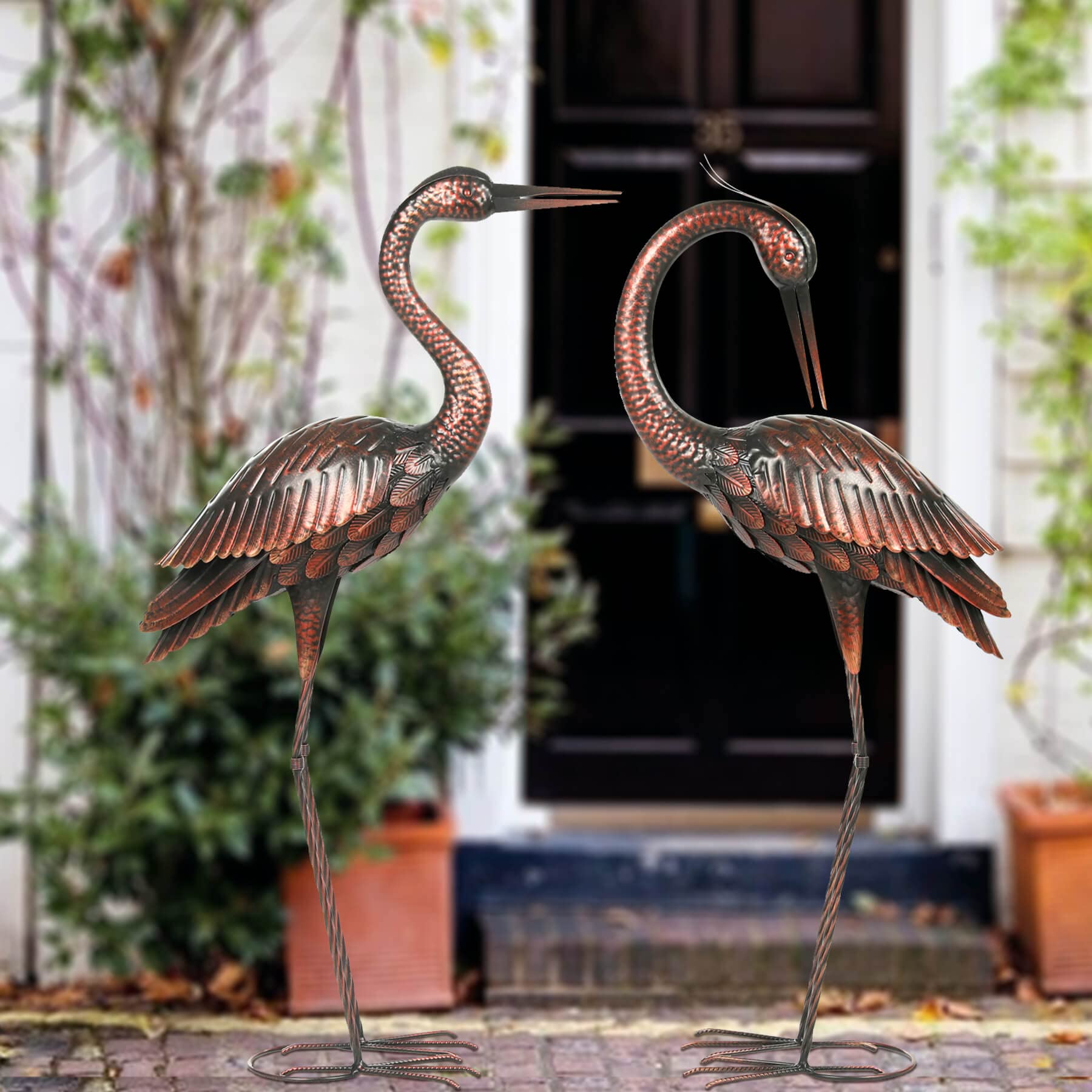 Kircust heron foot and stake detail showing stable outdoor anchoring