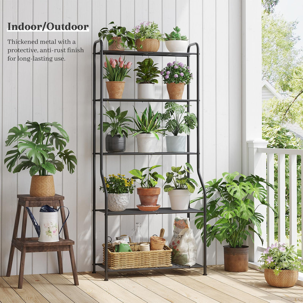 Kitsanery close-up of slatted shelf improving airflow and drainage