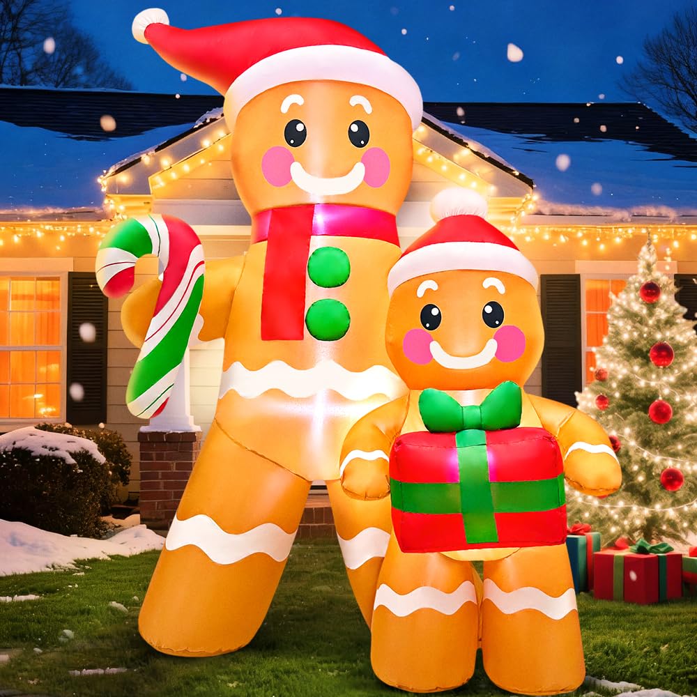 KOOY gingerbread front view showing festive characters and curb appeal